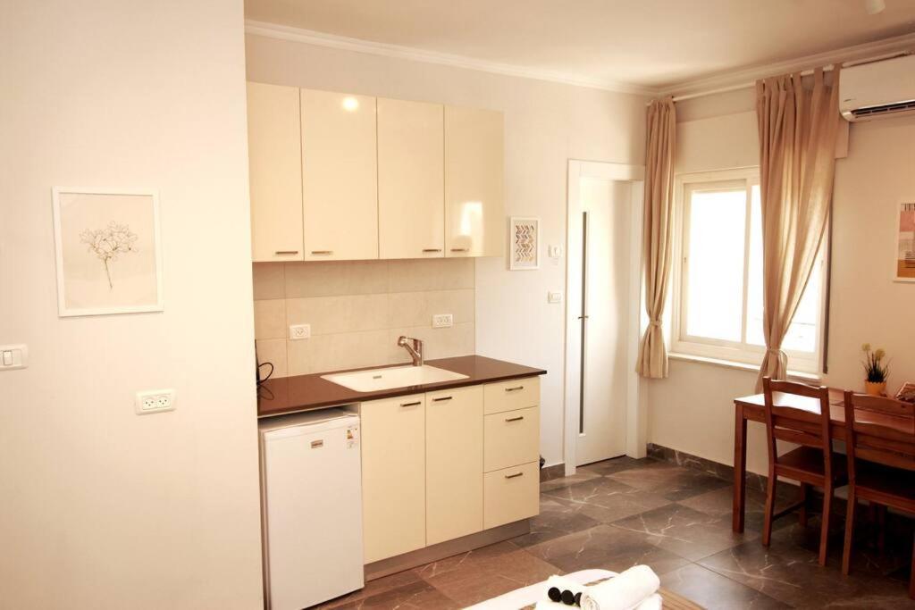 Gabriel Apartments Stylish Suite - Downtown Jerusalén Exterior foto